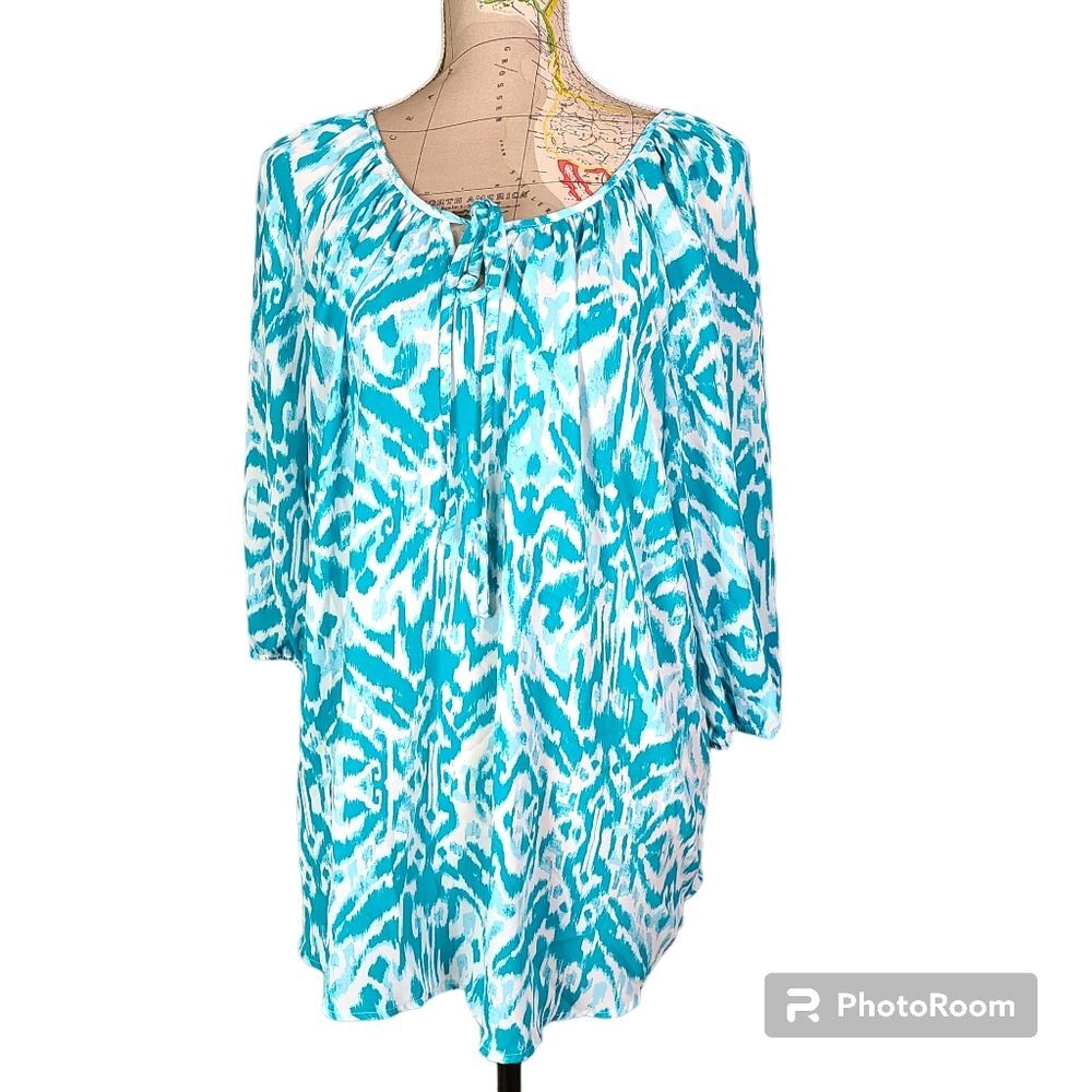 Bohemian Size 1X Bohemian Keyhole Neck White Teal Blue Ikat Motif Peasant Blouse